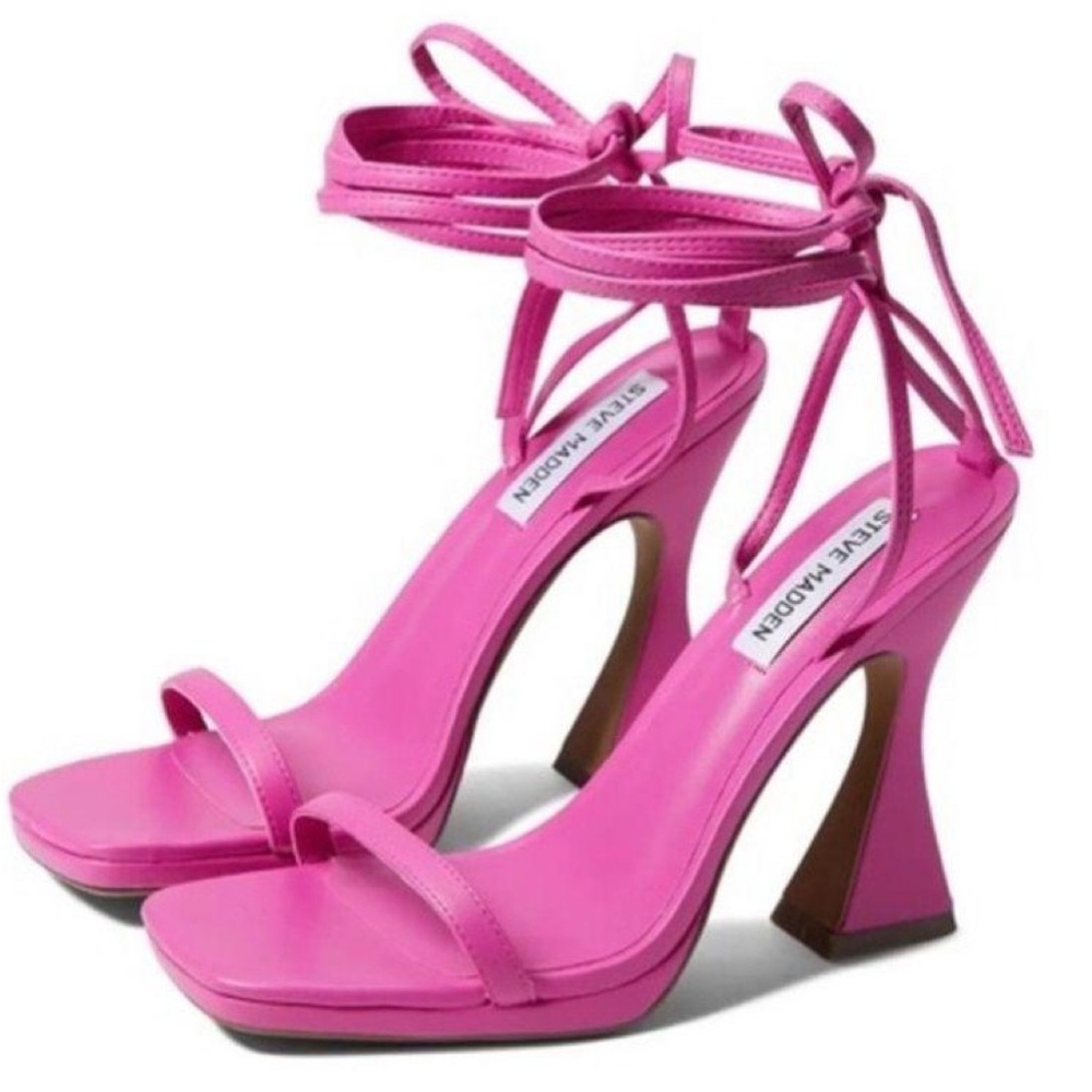 Steve Madden Lafayette Sandals